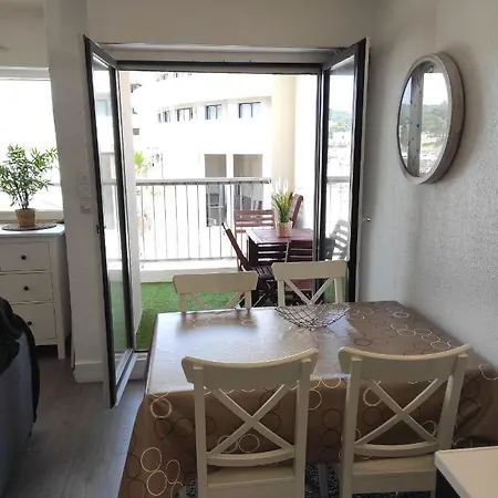 Studio centre port,face au nouveau Casino,parking gratuit au sous sol,wifi Agde Extérieur photo