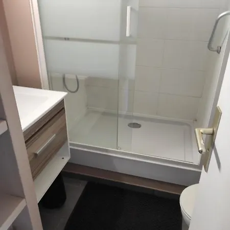 Studio centre port,face au nouveau Casino,parking gratuit au sous sol,wifi Agde Extérieur photo