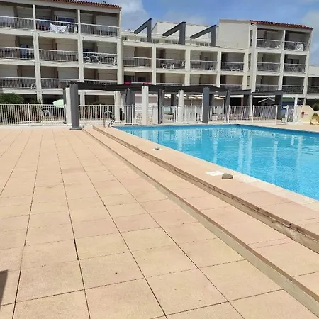 Studio centre port,face au nouveau Casino,parking gratuit au sous sol,wifi Agde Extérieur photo