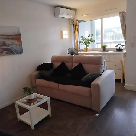 Studio centre port,face au nouveau Casino,parking gratuit au sous sol,wifi Agde Extérieur photo